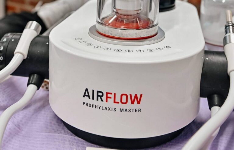 AirFlow Prophylaxis Master used for advanced AirFlow teeth cleaning at A Plus Dentistry in Brookline, MA.