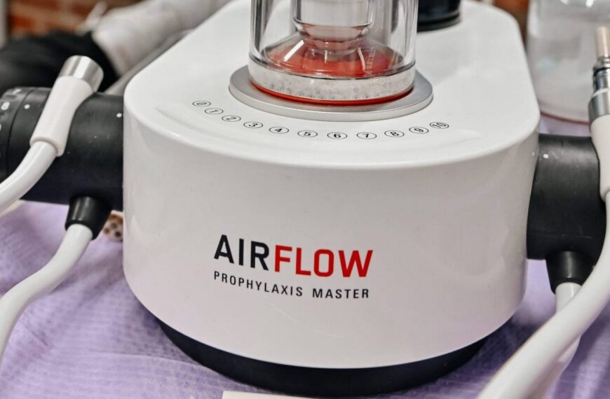 AirFlow Prophylaxis Master used for advanced AirFlow teeth cleaning at A Plus Dentistry in Brookline, MA.